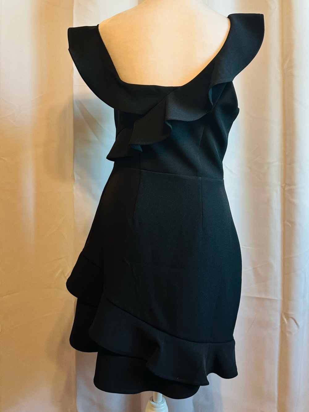 Express Asymmetrical Ruffle Dress - Picture 5 of 7